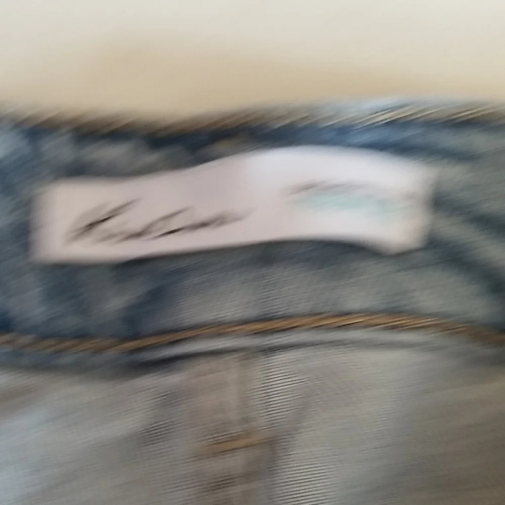 Distressed Blue Jeans - Picture 6 of 8